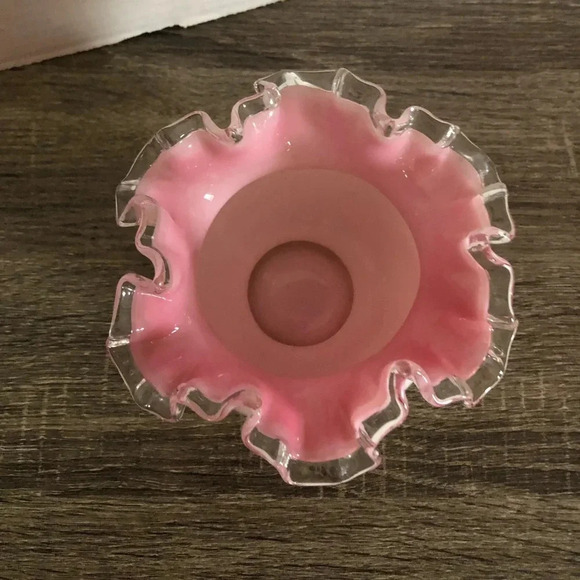 Vtg Fenton Peach Crest Ruffled Vase - Picture 4 of 9